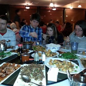 2014-12-25 18.01.38 Confuscious House for dinner - Spencer, Matthew, Sarah, Becki