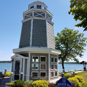 2017-06-16 11.54.48 Walker Bay lighthouse
