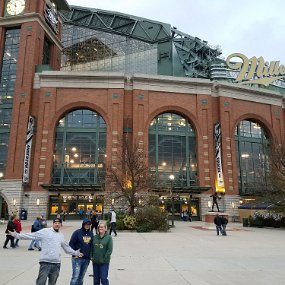 2018-10-19 17.51.21 Game 6 of NLCS at Miller Park