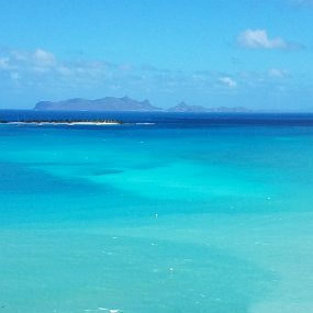 2019-02-24 12.08.05 Sandy Island (foreground) and Union Island and Mayreau (background)