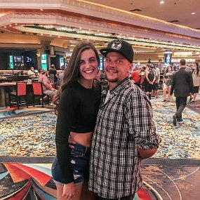Vegas - 5 Jordan and Justin in Vegas
